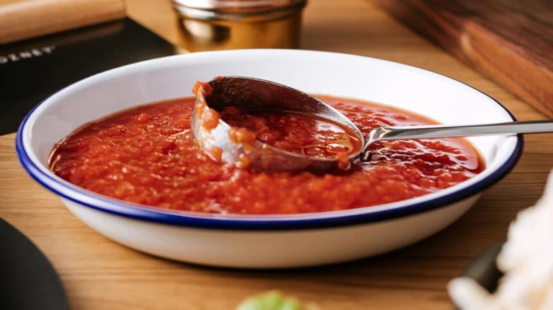 Tomato sauce in bowl