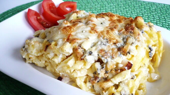 Cheese and bacon pasta bake