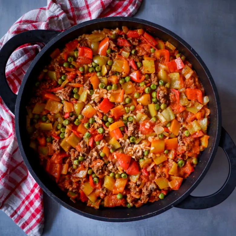 Ground beef vegetable rice dish