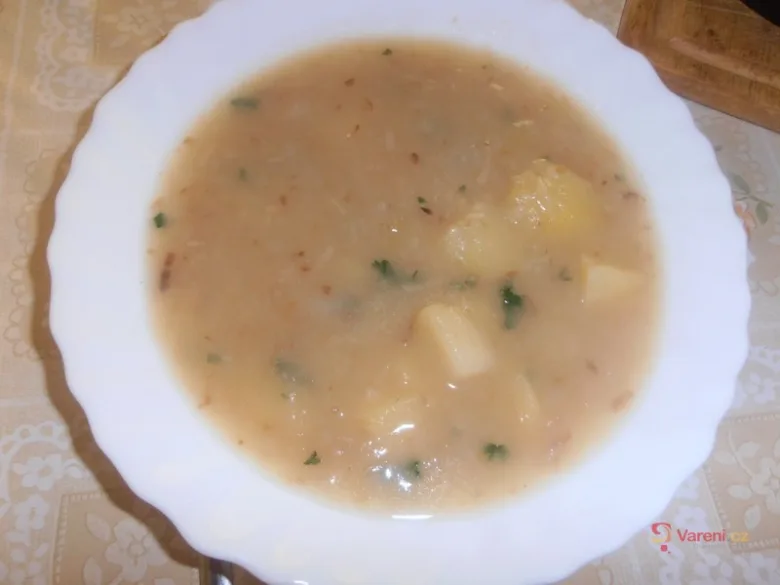 Celery soup with potato
