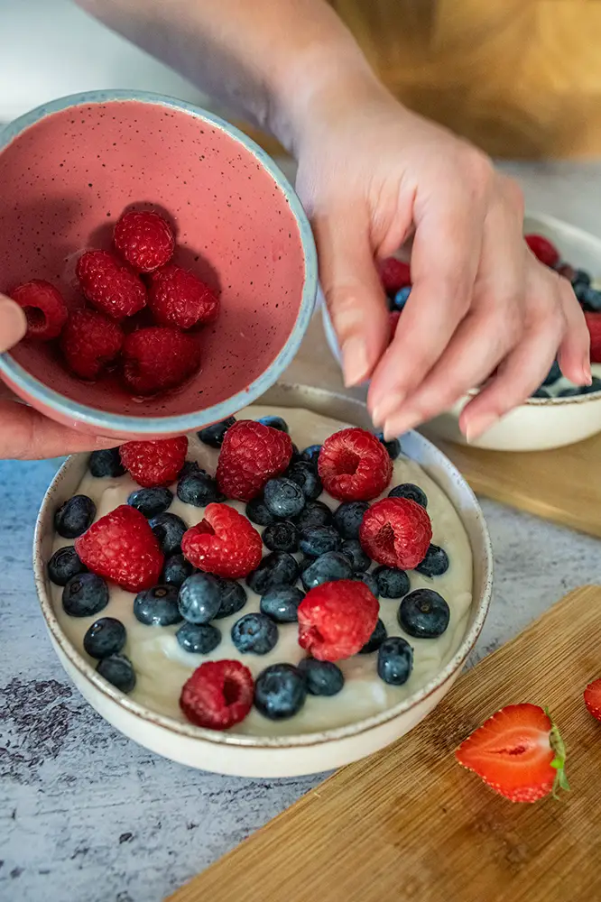 Berries on yogurt pudding