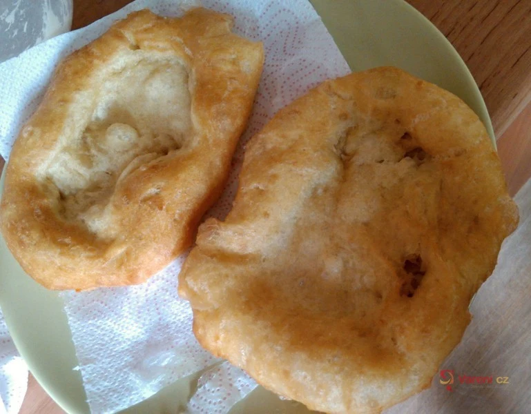 Fried dough langošes
