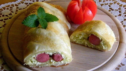 Zlatě zapečené rolády s uzeným masem v těstovinách